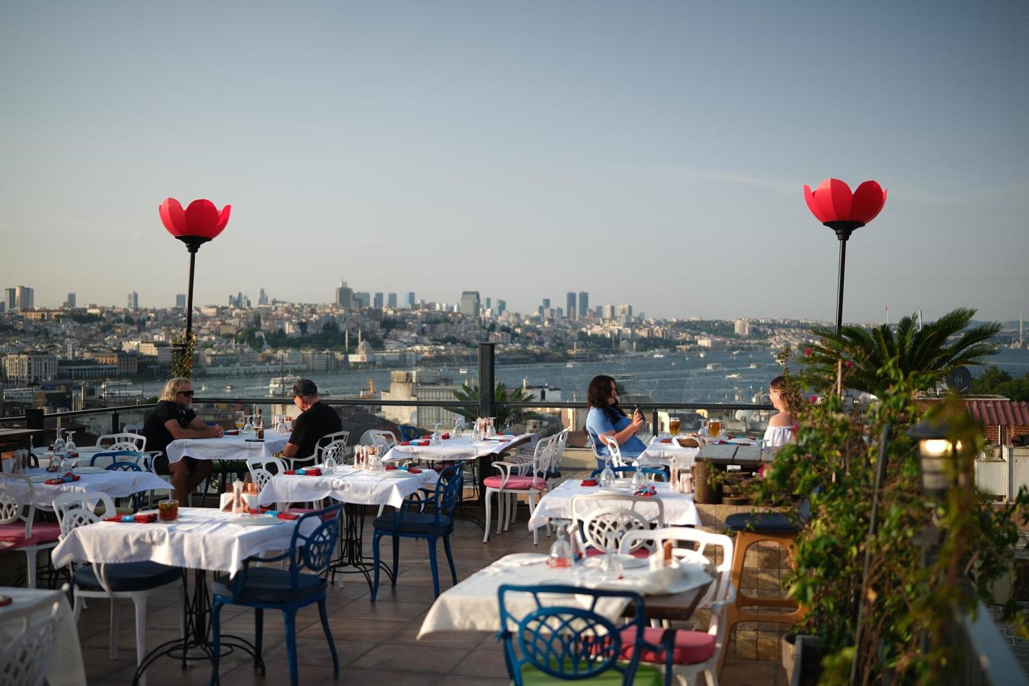 Raymond Blue Hotel Estambul Exterior foto